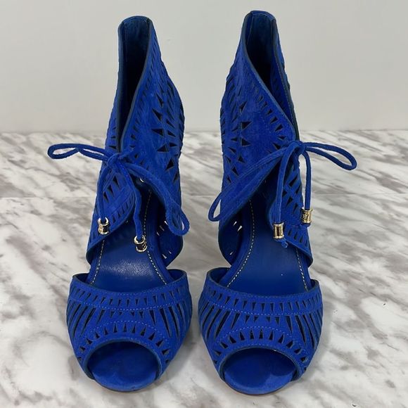 Ivanka Trump Blue Laser-cut Heels - Picture 3 of 13